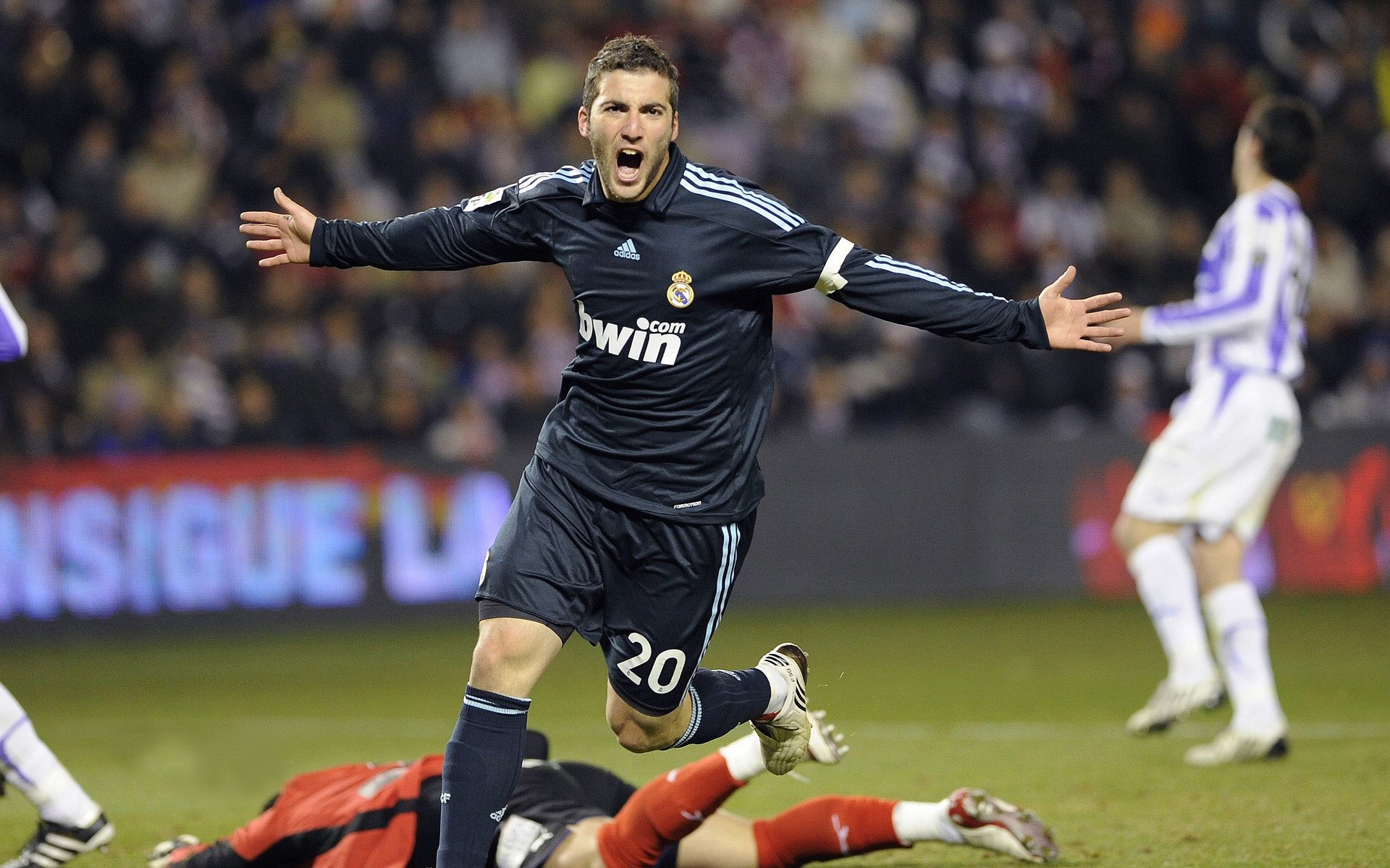 摩纳哥客场大胜南特，继续追赶前列球队，法甲摩纳哥vs南特亚盘分析